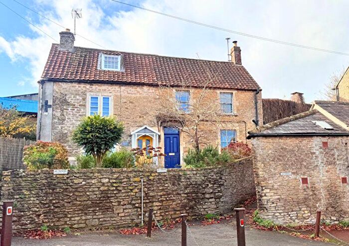 2 Bedroom Semi Detached House For Sale In Vallis Road, Frome, BA11