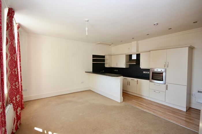 2 Bedroom Apartment To Rent In A Eastgate, Lincoln, Lincolnshire, LN2