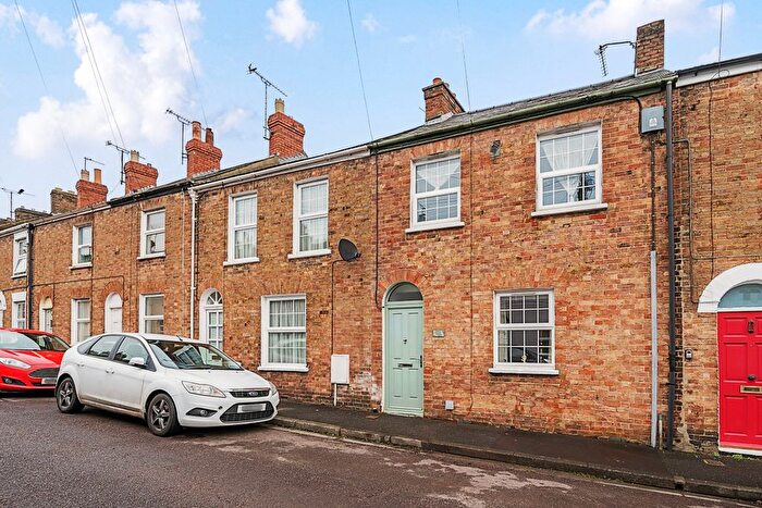 3 Bedroom Terraced House For Sale In Westgate Street, Taunton, TA1