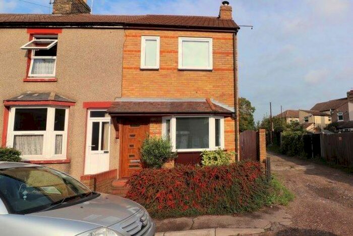 3 Bedroom Property To Rent In Argyll Road, Grays, RM17