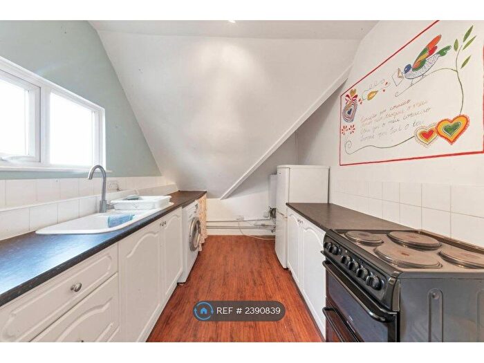 1 Bedroom Flat To Rent In Old North Road, Royston, SG8