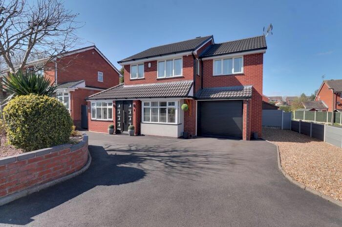 4 Bedroom Detached House For Sale In Thistledown Drive, Heath Hayes, Cannock, WS12
