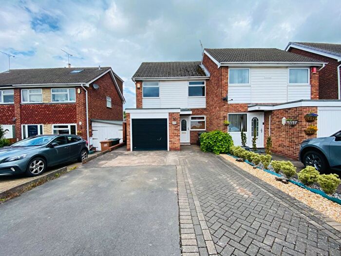 3 Bedroom Semi-Detached House For Sale In Laburnum Road, Newhall, Swadlincote, DE11