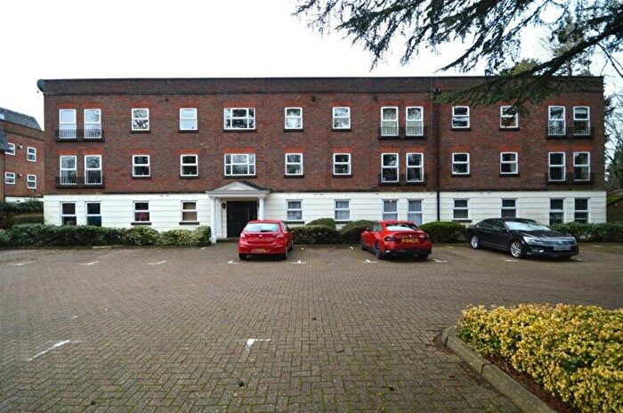 2 Bedroom Flat To Rent In London Road, St Albans, AL1