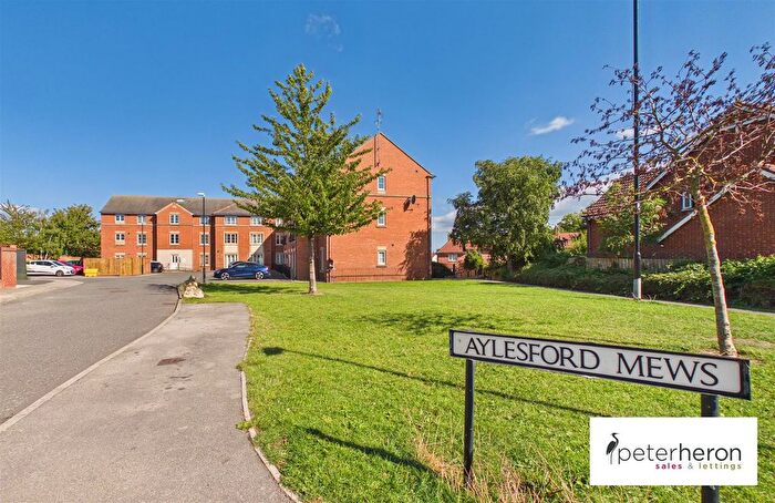 2 Bedroom Flat To Rent In Aylesford Mews, Ashbrooke, Sunderland, SR2