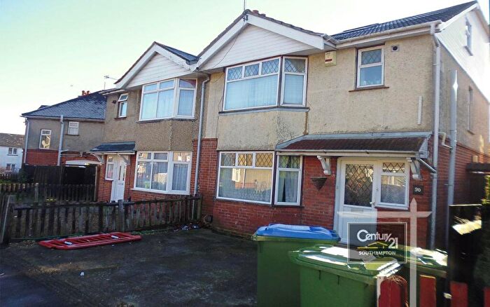 6 Bedroom Semi Detached House To Rent In |Ref: |, Honeysuckle Road, Southampton, SO16