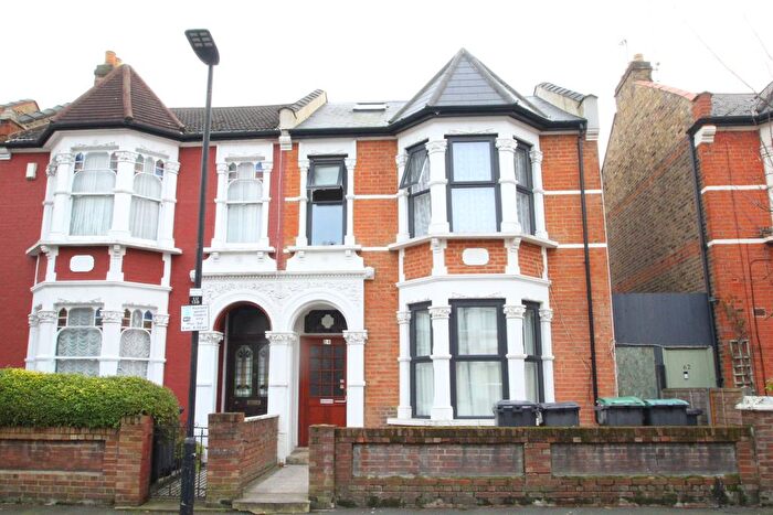 1 Bedroom Flat To Rent In Lausanne Road, Haringey, N8