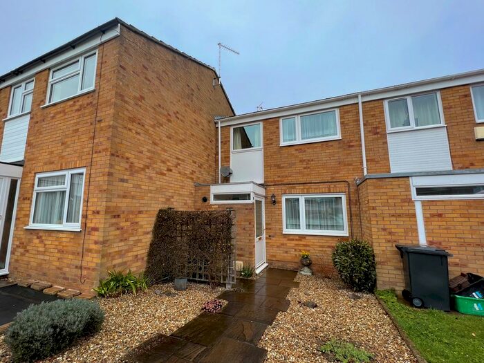 3 Bedroom Property To Rent In Rowbarton Close, Taunton, TA2
