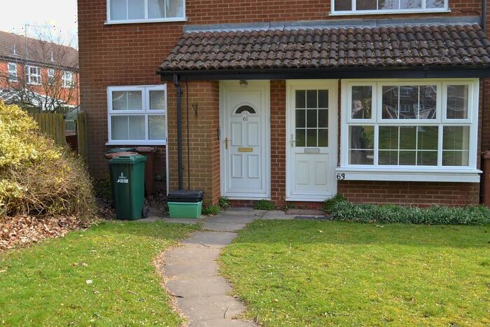 2 Bedroom Maisonette To Rent In Windmill Drive, Croxley Green, Rickmansworth, WD3