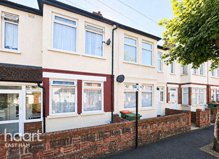 3 Bedroom Terraced House To Rent In Wellington Road, London, E6