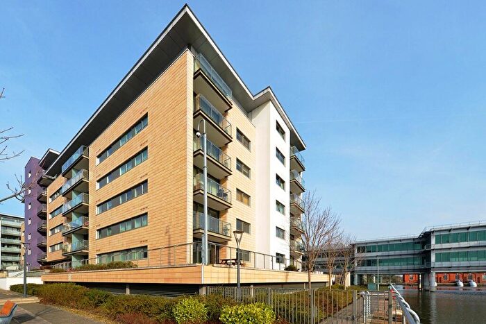 2 Bedroom Apartment To Rent In Latitude Court, Royal Quay, E16