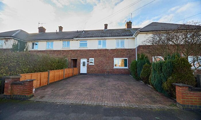 3 Bedroom Terraced House To Rent In Featherstone Drive, Burbage, Hinckley, LE10