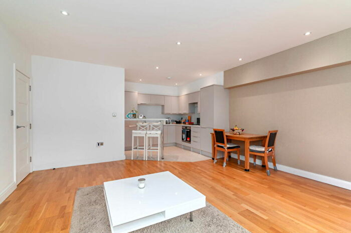 1 Bedroom Flat To Rent In Mount Pleasant, Wembley, HA0