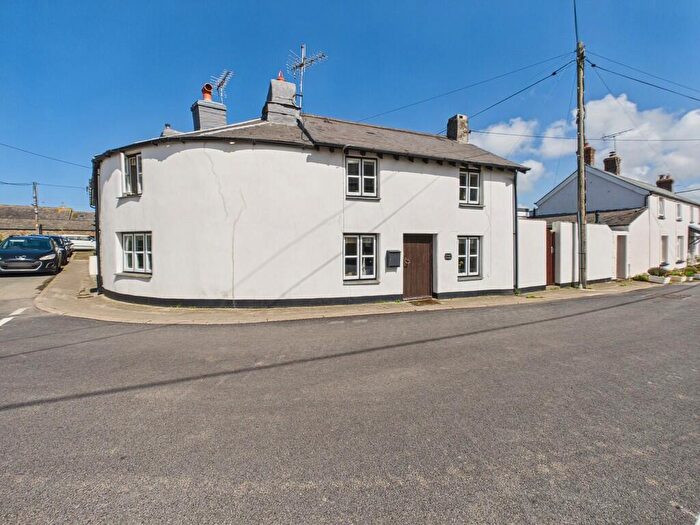 3 Bedroom End Of Terrace House For Sale In Marhamchurch, Bude, EX23