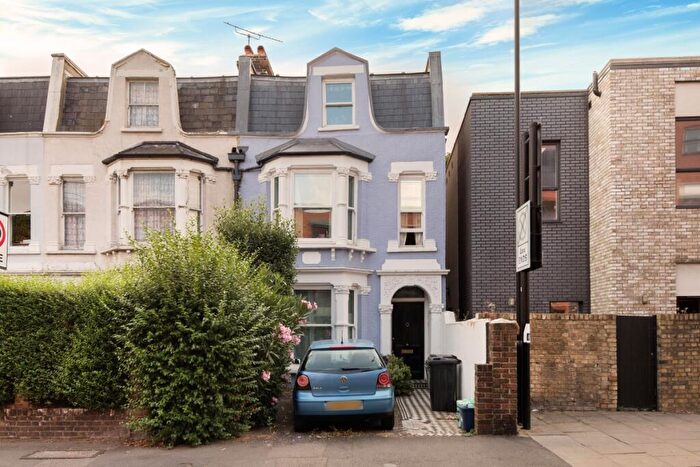4 Bedroom Terraced House To Rent In Albion Road, London, N16