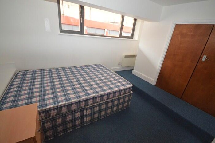 1 Bedroom Maisonette To Rent In |Ref: |, Mede House, Salisbury Street, Southampton, SO15