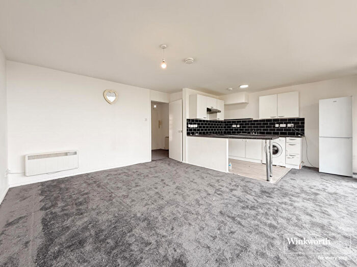 2 Bedroom Apartment To Rent In Fieldview Court, - Fryent Close, Kingsbury, London, NW9