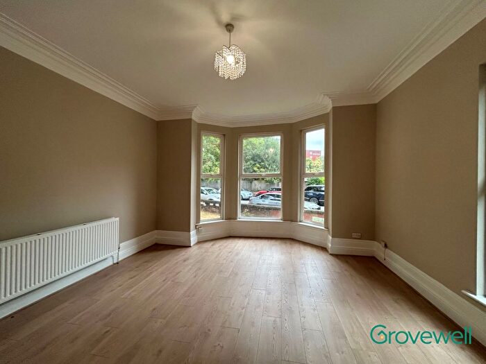 1 Bedroom Flat To Rent In York Road, Manchester, M21
