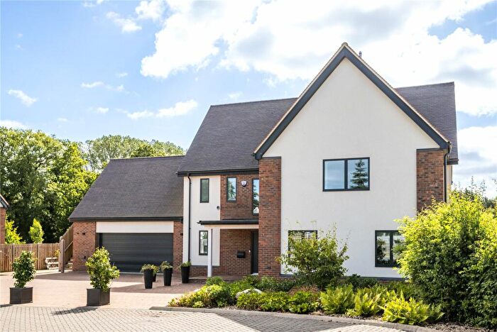 4 Bedroom Detached House For Sale In Hidden Brook, Oxford Road, Frilford, Abingdon, OX13