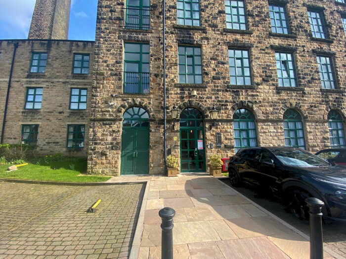 2 Bedroom Apartment To Rent In Alexandra Mill, Mill Street, Oldham, Lancashire, OL3