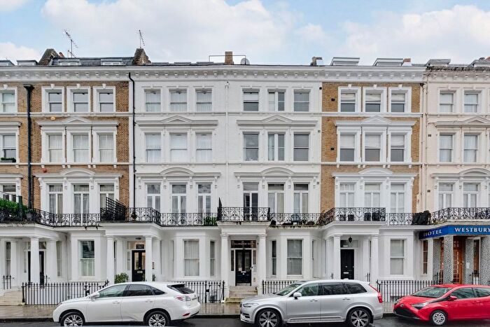 Studio To Rent In Collingham Place, London, SW5