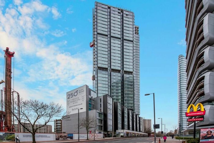 2 Bedroom Flat To Rent In London, EC1V