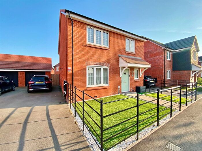 4 Bedroom Detached House For Sale In Baxter Road, Churchdown, Gloucester, GL3