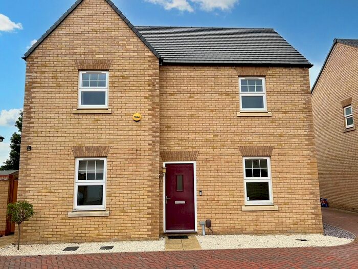4 Bedroom Detached House To Rent In Crabtree Road, Cambridge, CB24