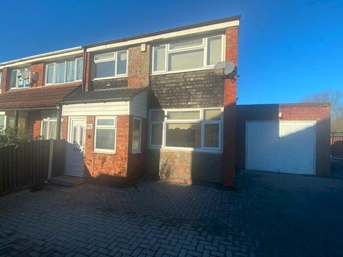 3 Bedroom End Of Terrace House To Rent In Stornoway Road, Birmingham, West Midlands B35