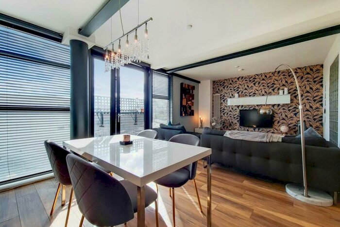 2 Bedroom Flat To Rent In Channelsea Road, Stratford, London, E15