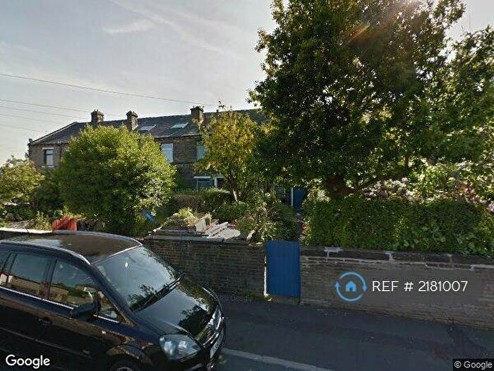 3 Bedroom Terraced House To Rent In Pear Street, Halifax, HX1