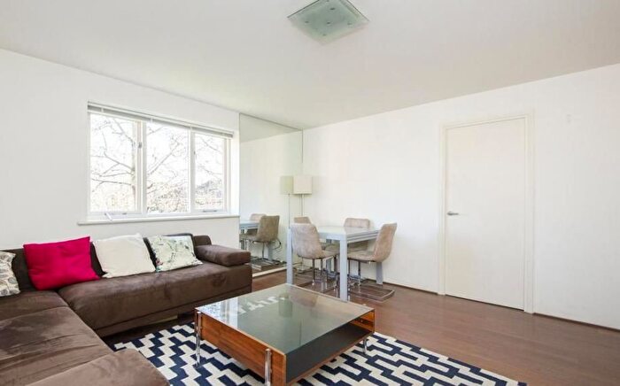 1 Bedroom Flat To Rent In Nottingham Terrace, Marylebone, London, NW1