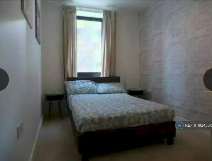 2 Bedroom Flat To Rent In New Village Avenue, London, E14