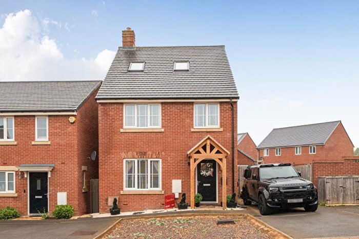 5 Bedroom Detached House For Sale In Banbury, Oxfordshire, OX16
