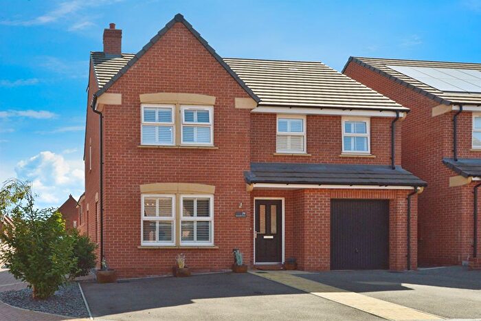 4 Bedroom Detached House For Sale In Summerlin Drive, Woburn Sands, Milton Keynes, MK17