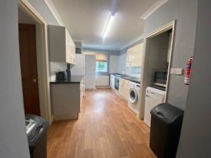 7 Bedroom Semi-Detached House To Rent In Friends Road, Norwich, NR5