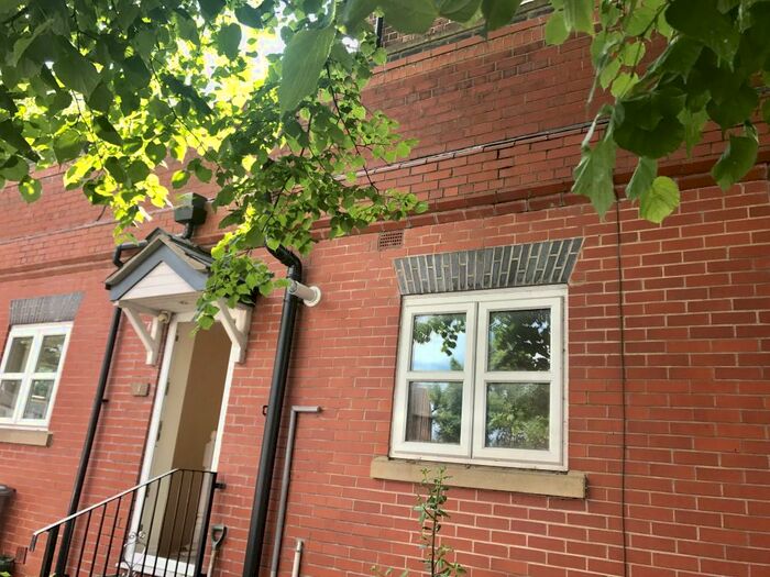 1 Bedroom Apartment To Rent In Princess Road, Urmston, M41