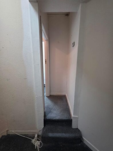 1 Bedroom Flat To Rent In Lansdowne Road, Manchester, M8