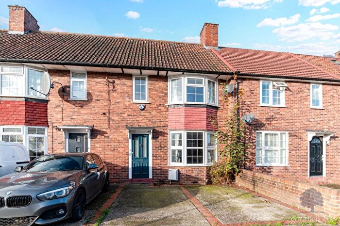 3 Bedroom Terraced House To Rent In Abbotsbury Road, Morden, SM4