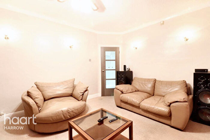 4 Bedroom Terraced House For Sale In Boxmoor Road, Harrow, HA3