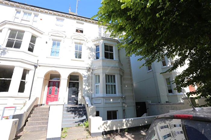 Studio To Rent In Ventnor Villas, Hove, BN3