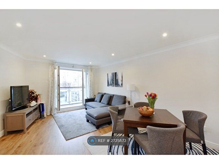 2 Bedroom Flat To Rent In Woodland Crescent, London, SE16