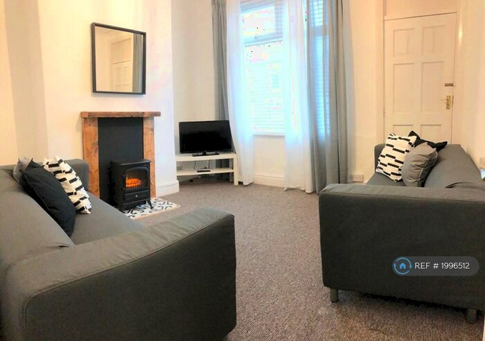4 Bedroom Terraced House To Rent In Pickmere Road, Sheffield, S10
