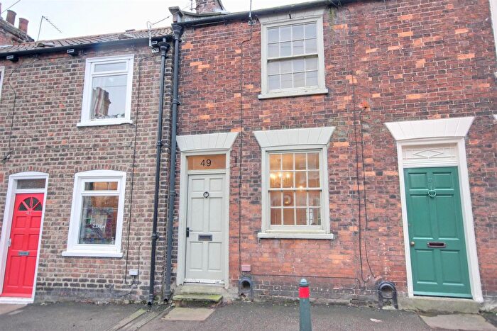 2 Bedroom Terraced House For Sale In Westwood Road, Beverley, HU17