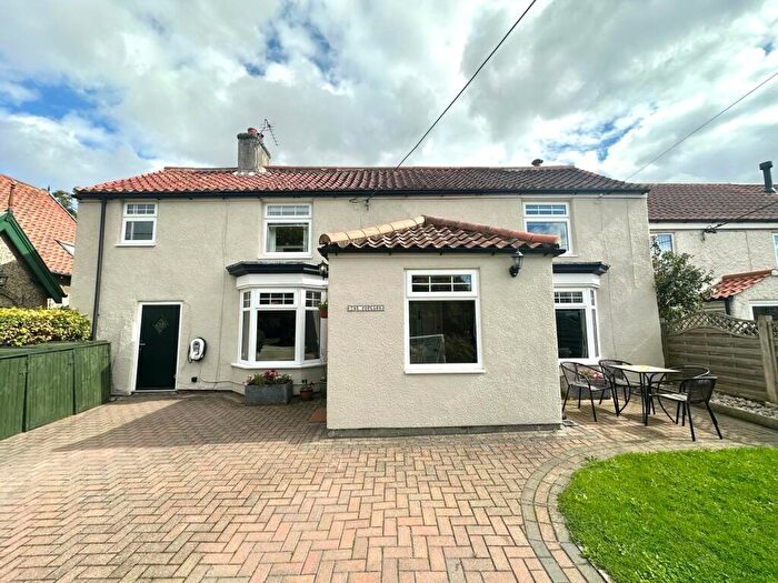 4 Bedroom Semi-Detached House For Sale In West Rounton, Northallerton, North Yorkshire, England, DL6