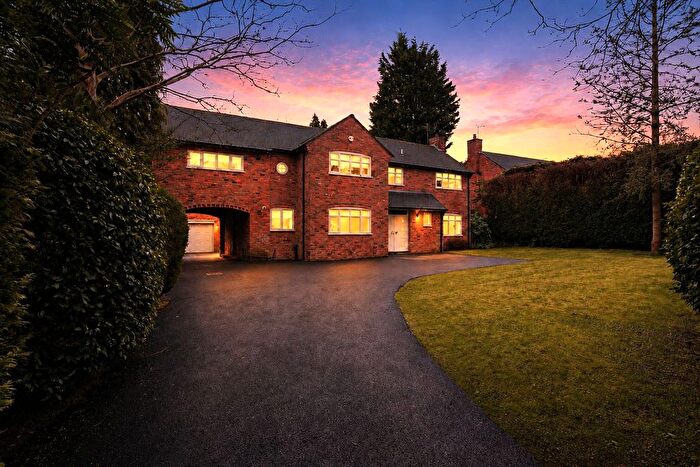 5 Bedroom Detached House For Sale In Park Lane, Hale, WA15