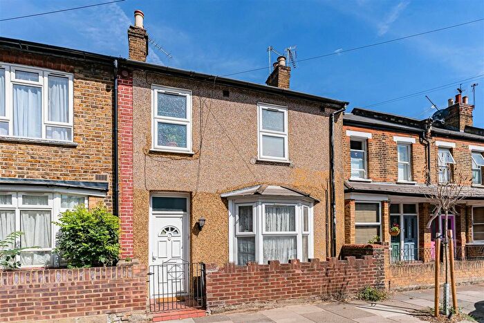 3 Bedroom Detached House To Rent In Grosvenor Road, London, W7