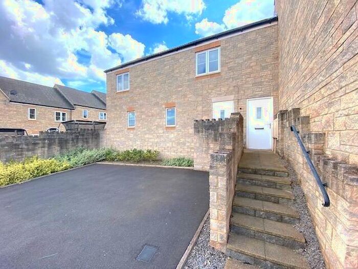 2 Bedroom Apartment To Rent In Paulton, Bristol, BS39