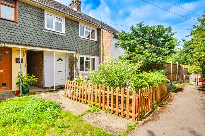 3 Bedroom Terraced House To Rent In Old Croft Close, Good Easter, CM1