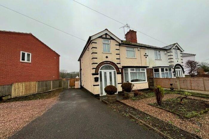 3 Bedroom Semi-Detached House To Rent In Fackley Road, Sutton-In-Ashfield, NG17